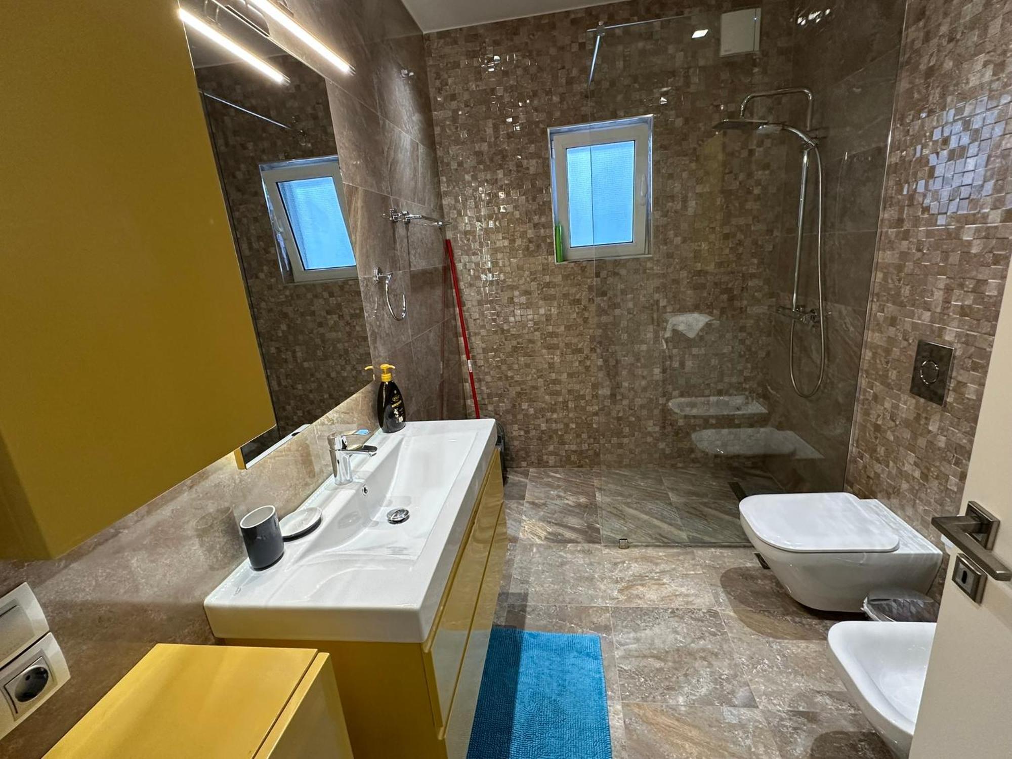 Apartament Hermes Sarandë Buitenkant foto