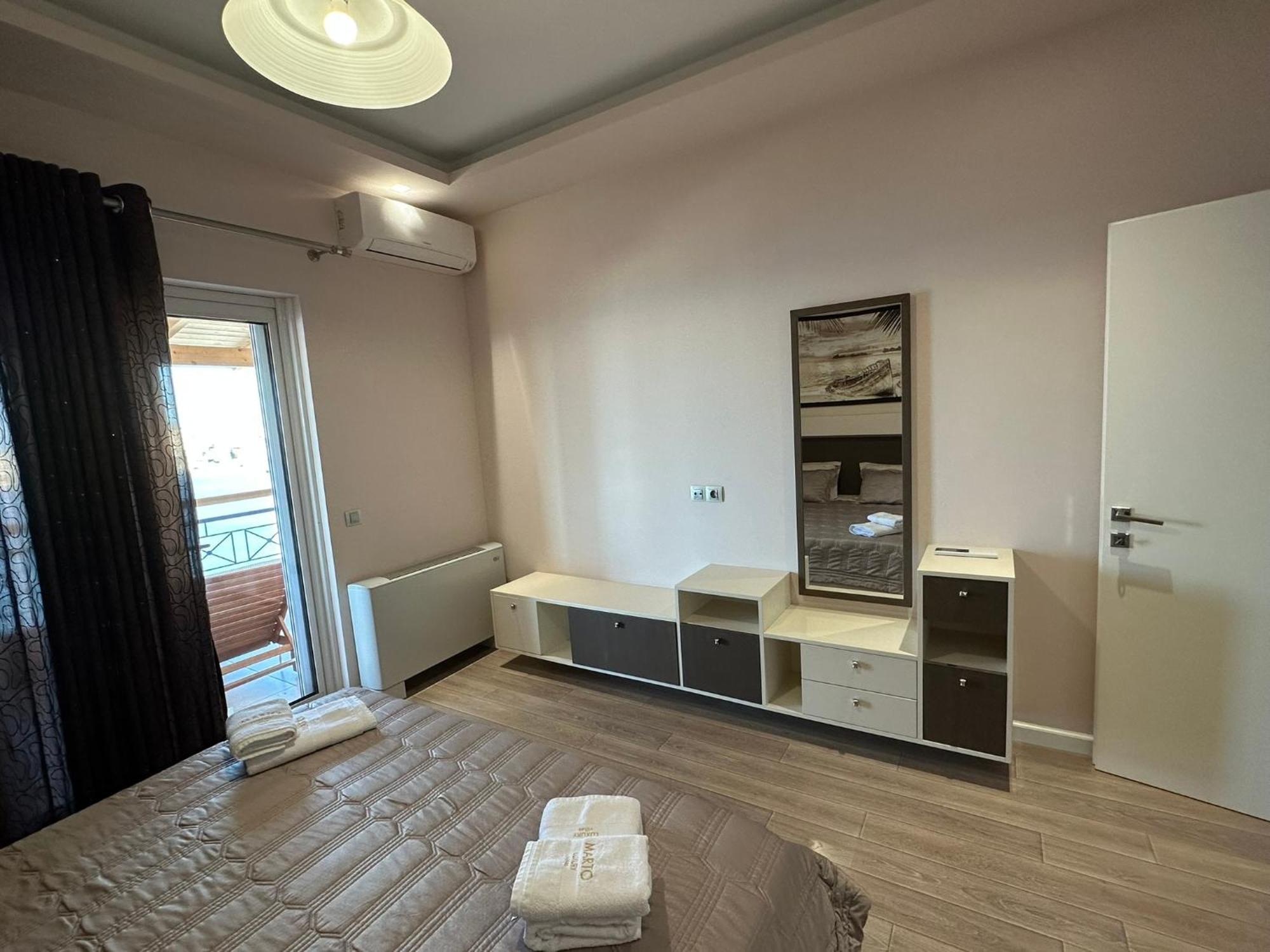 Apartament Hermes Sarandë Buitenkant foto