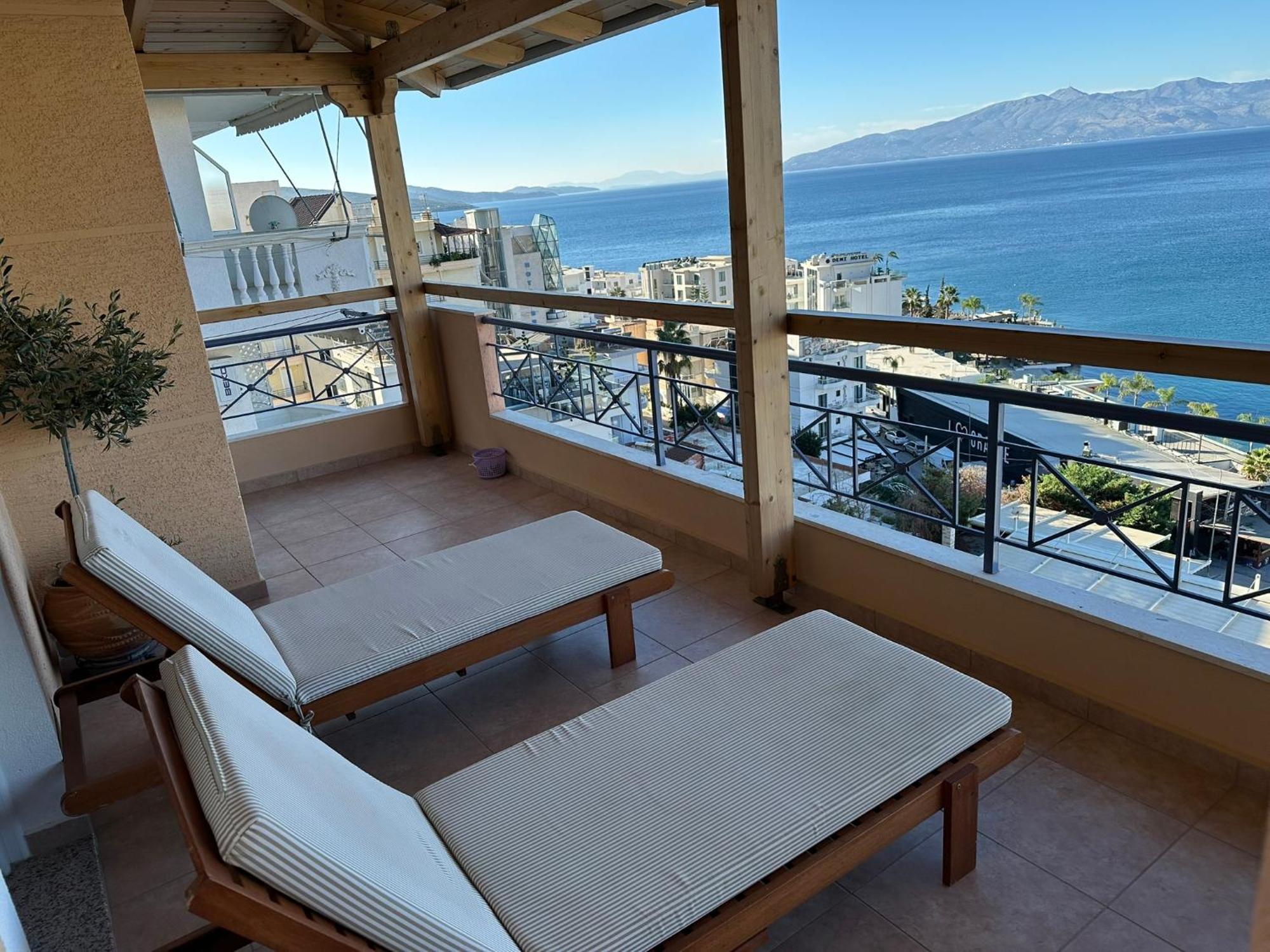 Apartament Hermes Sarandë Buitenkant foto