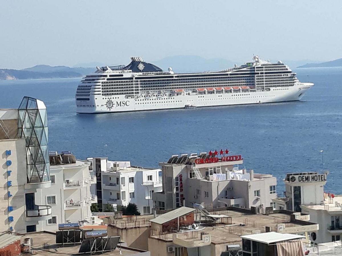 Apartament Hermes Sarandë Buitenkant foto